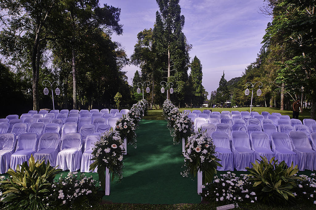 Selabintana Conference Resort Sukabumi Bagian luar foto