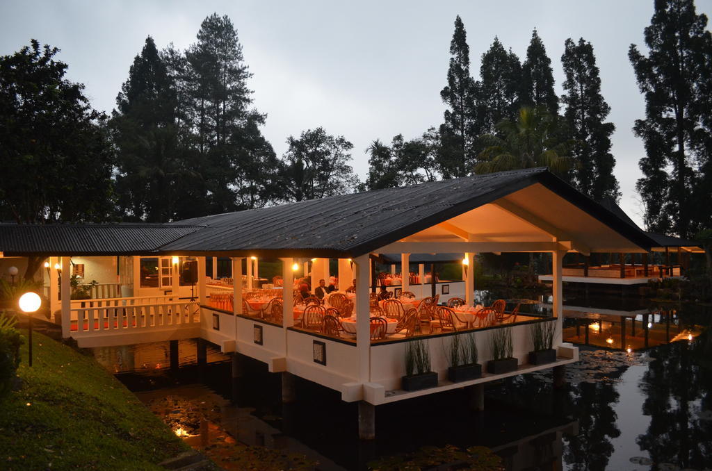 Selabintana Conference Resort Sukabumi Bagian luar foto