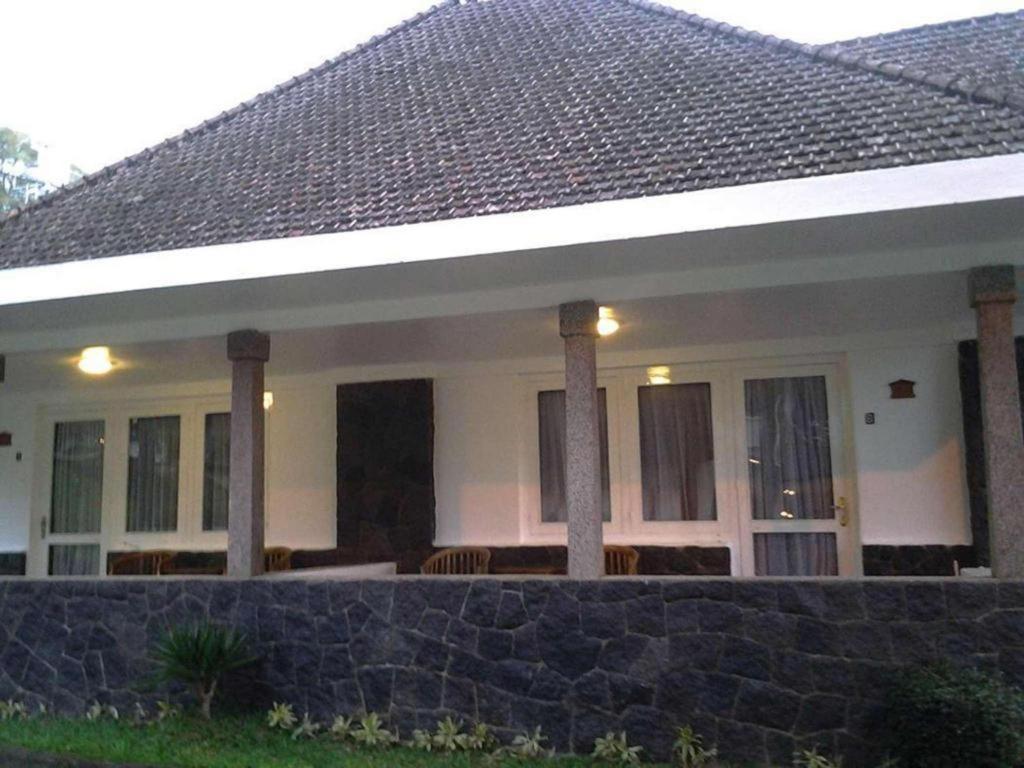 Selabintana Conference Resort Sukabumi Bagian luar foto