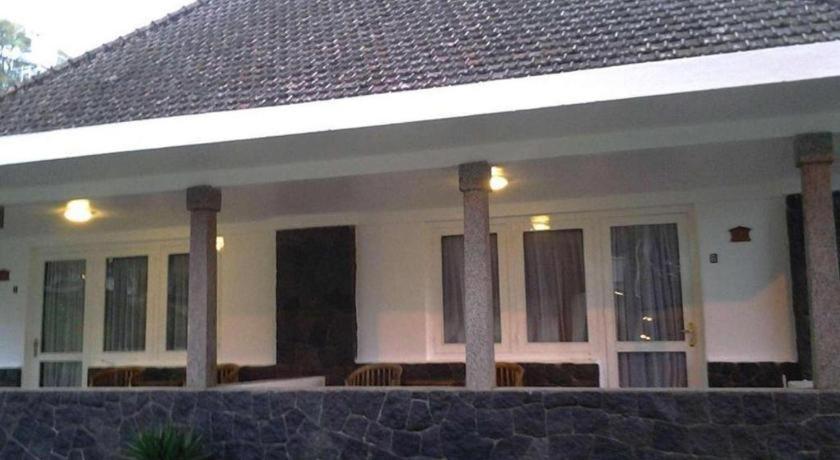 Selabintana Conference Resort Sukabumi Bagian luar foto